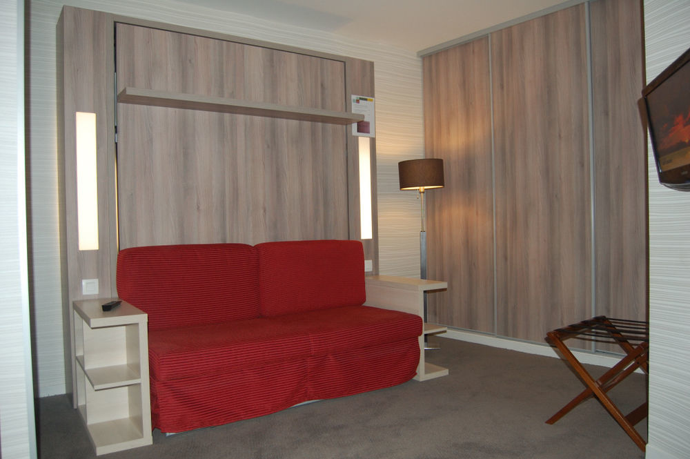 巴黎蒙鲁爱达格公寓式酒店 蒙鲁日 外观 照片